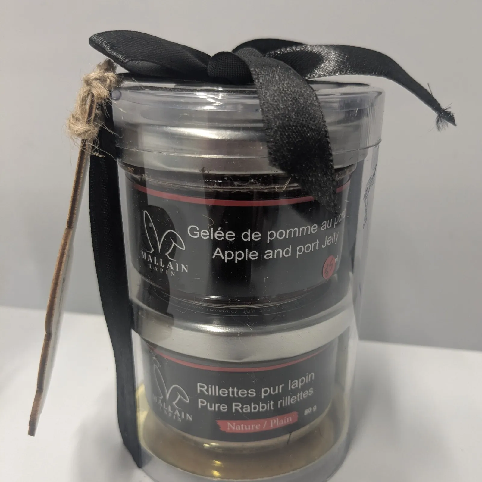 Gift set: plain pure rabbit rillettes and apple and port jelly, red ribbon
